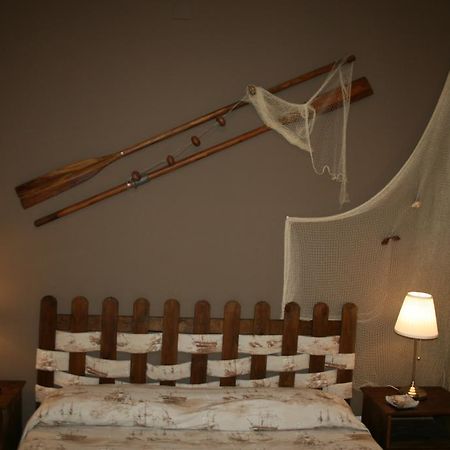 B&B Tifeo Villafranca Tirrena Buitenkant foto