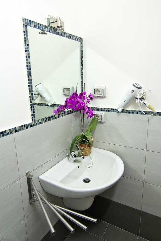 B&B Tifeo Villafranca Tirrena Buitenkant foto