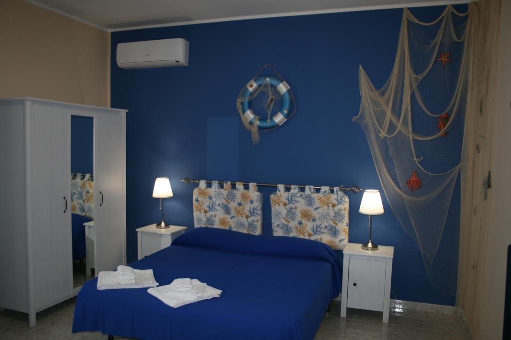 B&B Tifeo Villafranca Tirrena Buitenkant foto