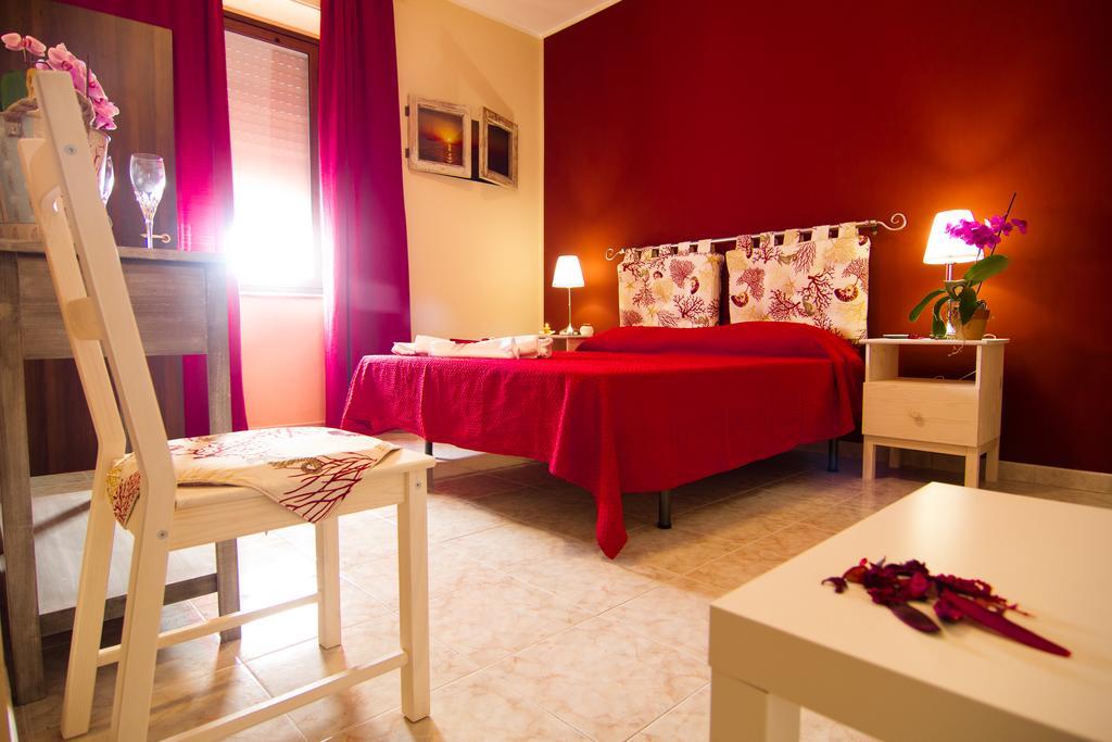 B&B Tifeo Villafranca Tirrena Buitenkant foto