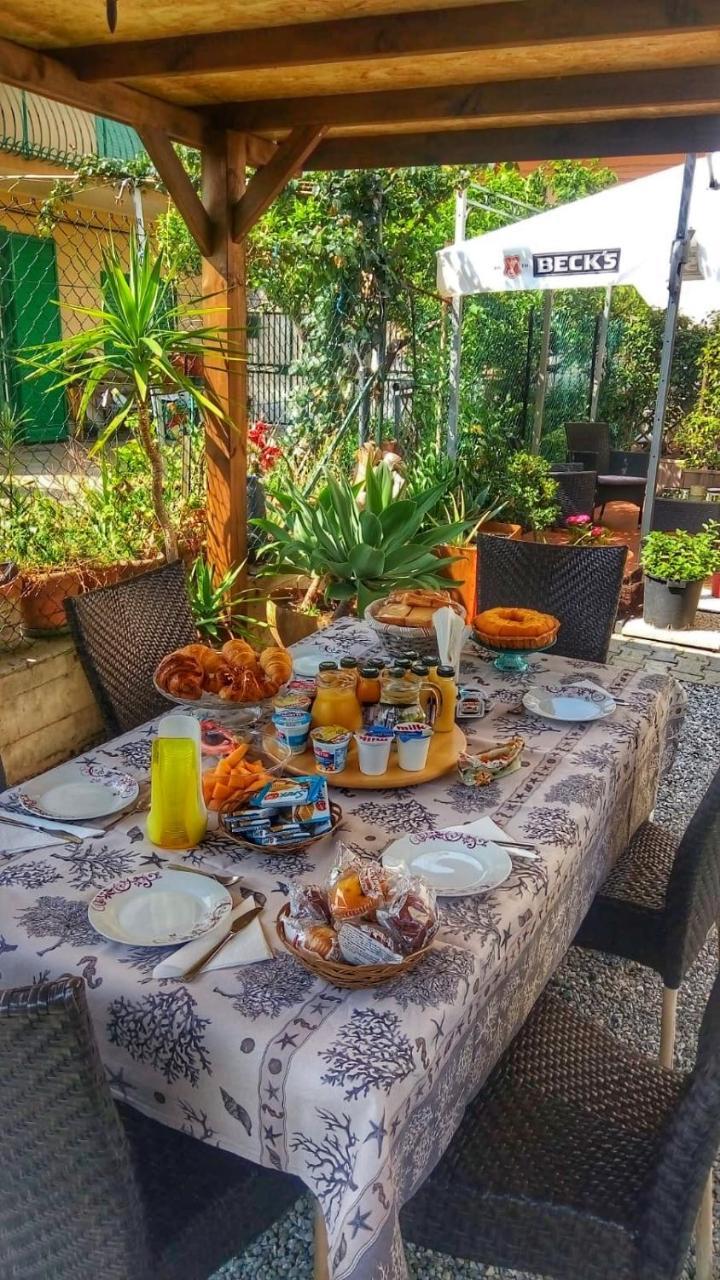 B&B Tifeo Villafranca Tirrena Buitenkant foto