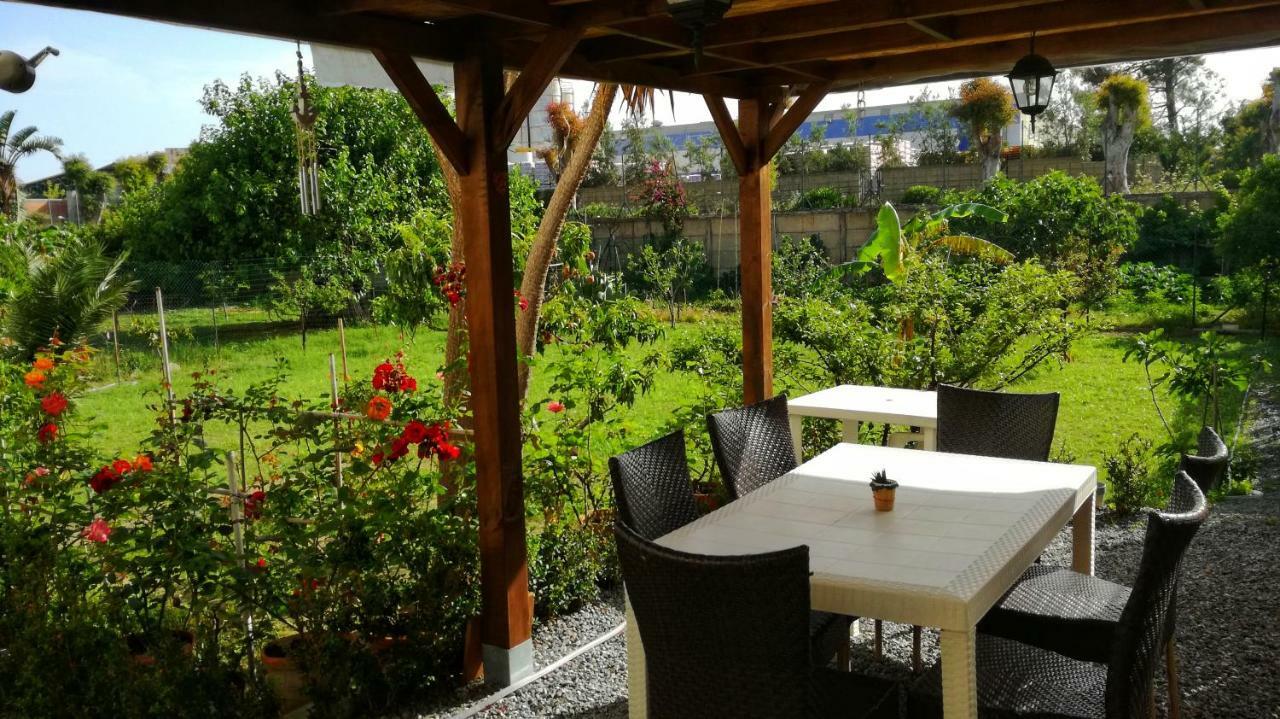 B&B Tifeo Villafranca Tirrena Buitenkant foto